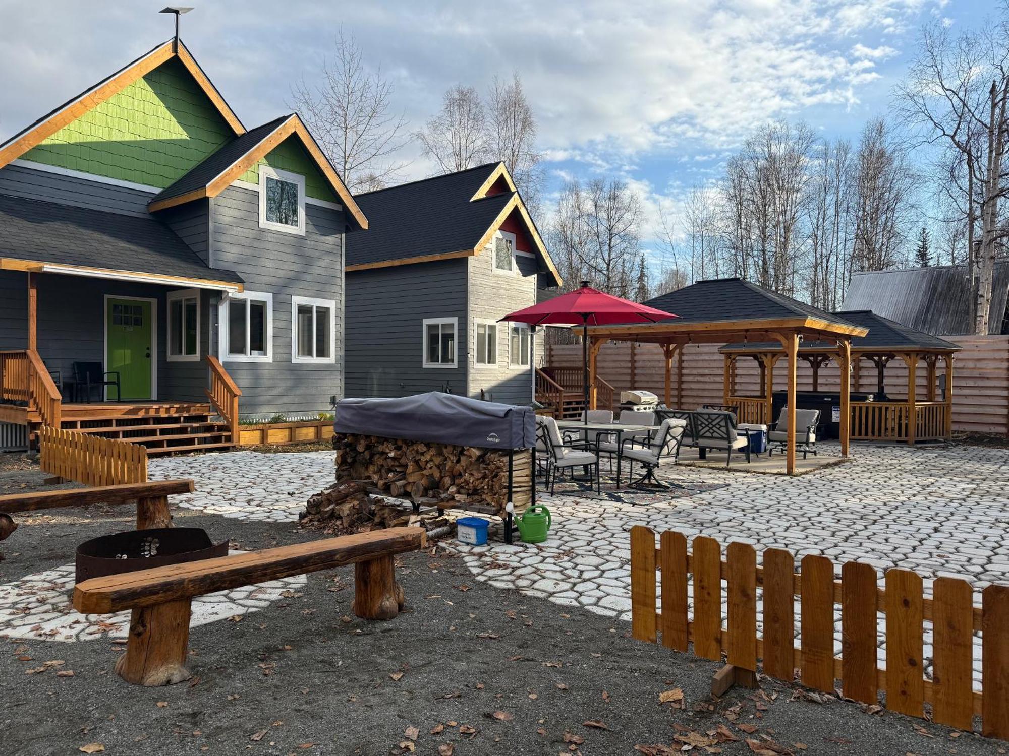Talkeetna Log Cabin With Hot Tub Unit 2 Extérieur photo